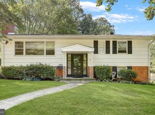 1205 Kelley St SW, Vienna, VA 22180