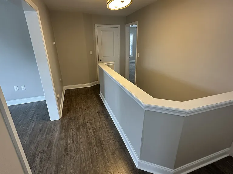 20-22 Lafayette Rd #2 — Photo 7