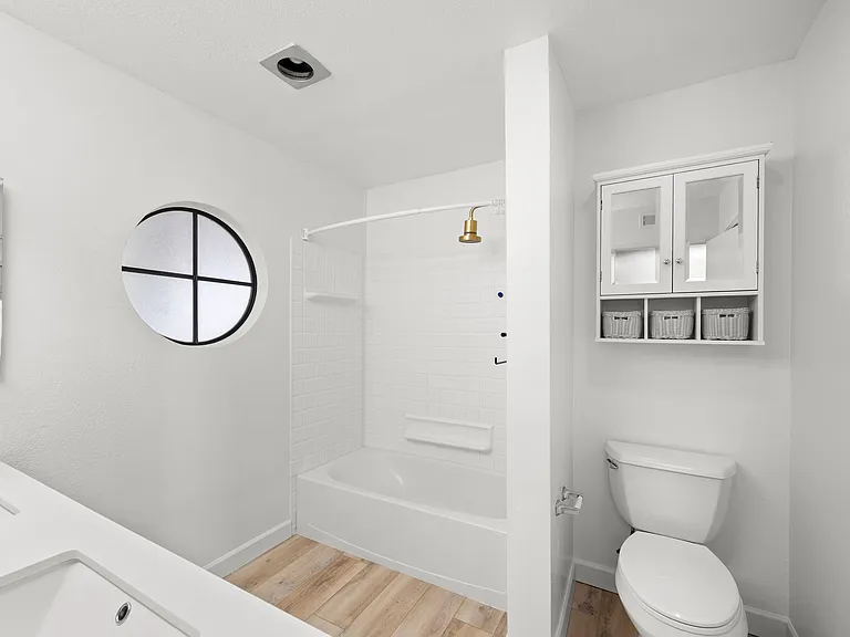 2050 Pacific Beach Dr #102 — Photo 19