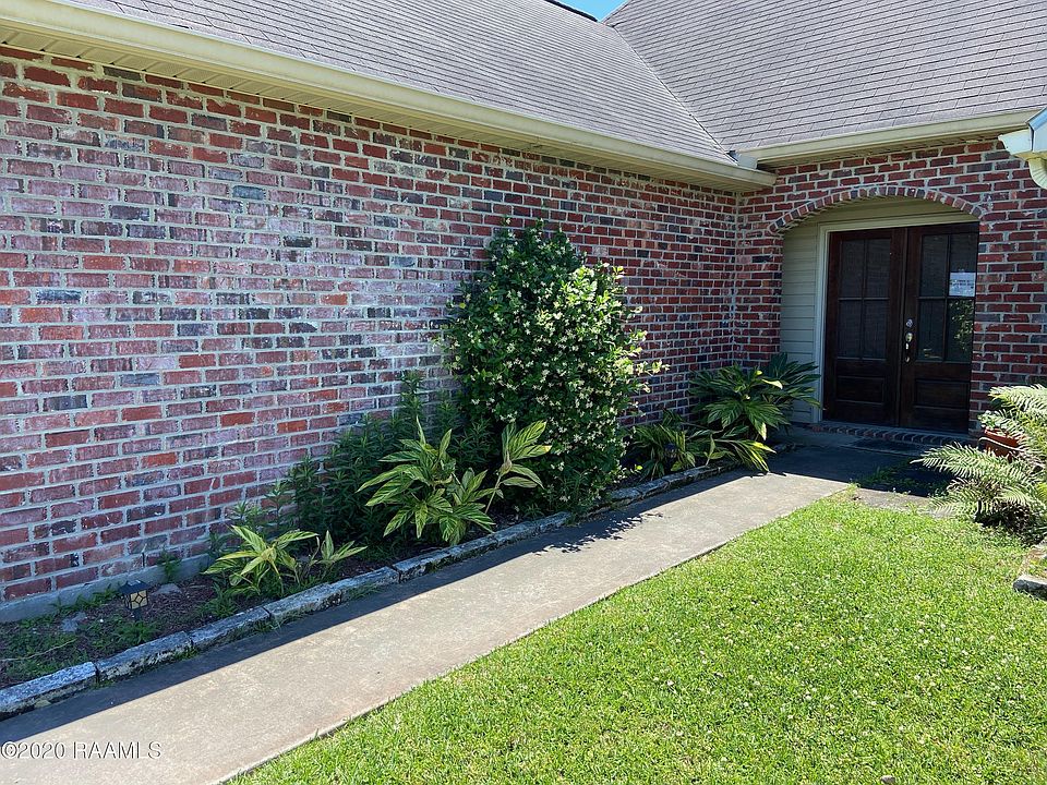 1st image of 110 Saint Fabian Dr