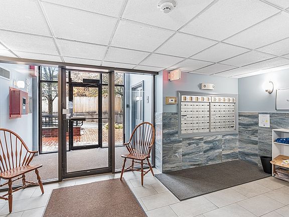 4th image of 975 Massachusetts Ave APT 307