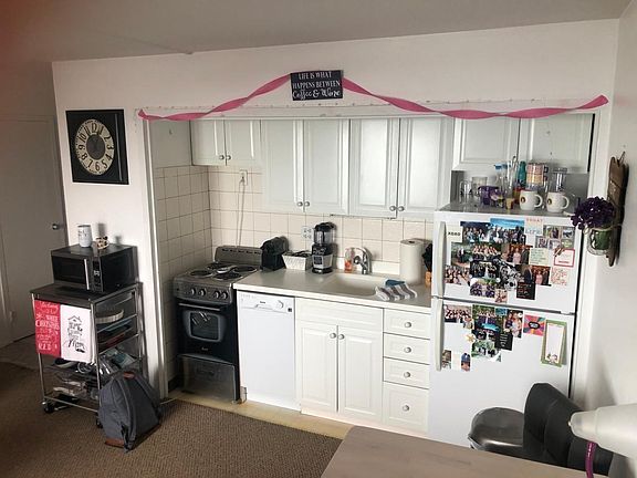 5th image of 3100 N Lake Shore Dr APT 1309
