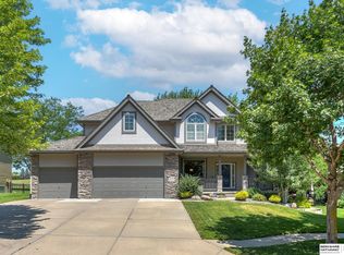 17518 Harney St, Omaha, NE 68130
