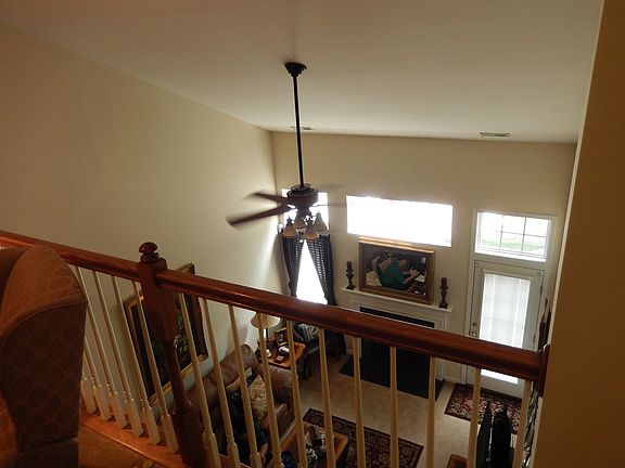 2nd image of 1845 Lookout Ln
