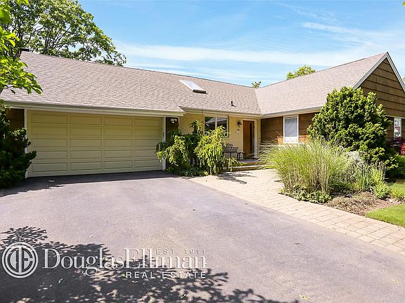 4th image of 1724 Lakeview Dr
