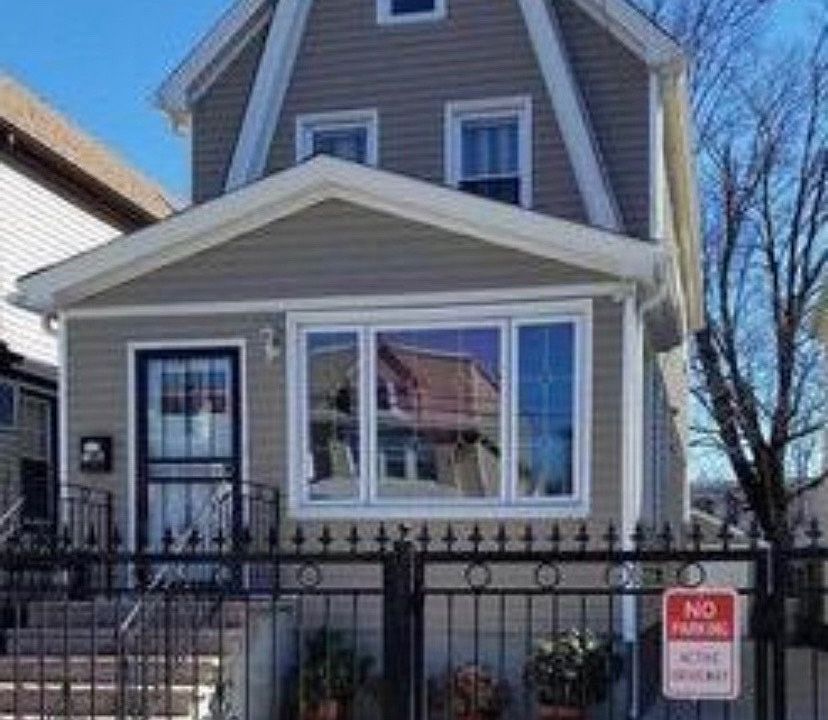 1st image of 14318 Ferndale Ave