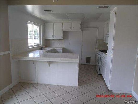5th image of 28840 Bay Ave