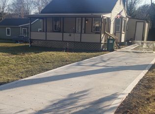 1230 Chestnut Dr, Stow, OH 44224