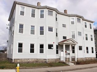 31 S Stowell St APT 3R, Worcester, MA 01604