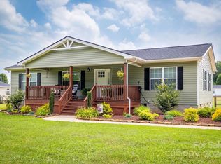 7191 Long Island Rd, Catawba, NC 28609