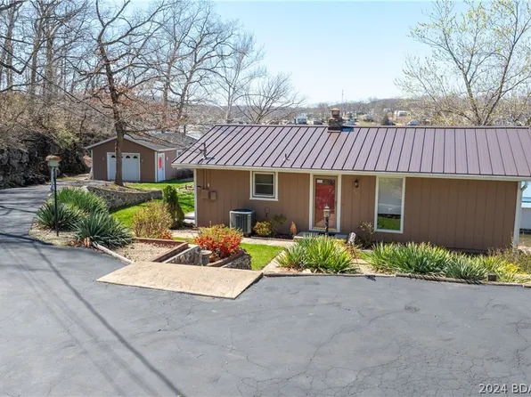 543 Rockwood Dr, Sunrise Beach, MO 65079