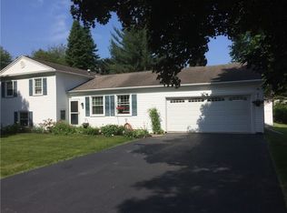 11 Mill Rd, Fairport, NY 14450