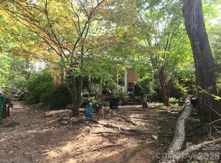 800 Farmcrest Dr, Charlotte, NC 28206