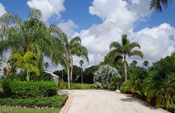 2nd image of 3021 W Riverbend Resort Blvd