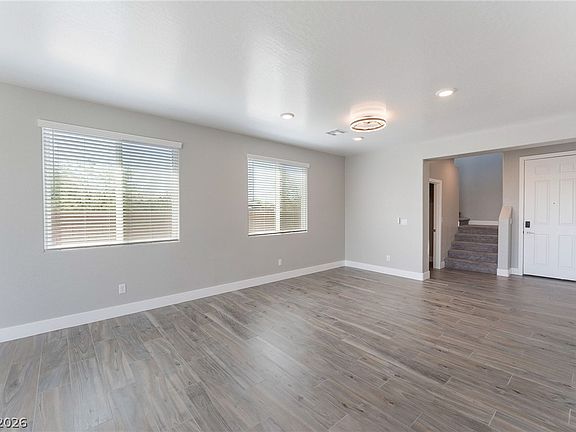 5th image of 7604 Bandon Cliffs St