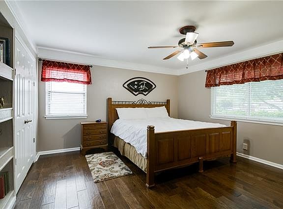 4th image of 6729 Victoria Ave