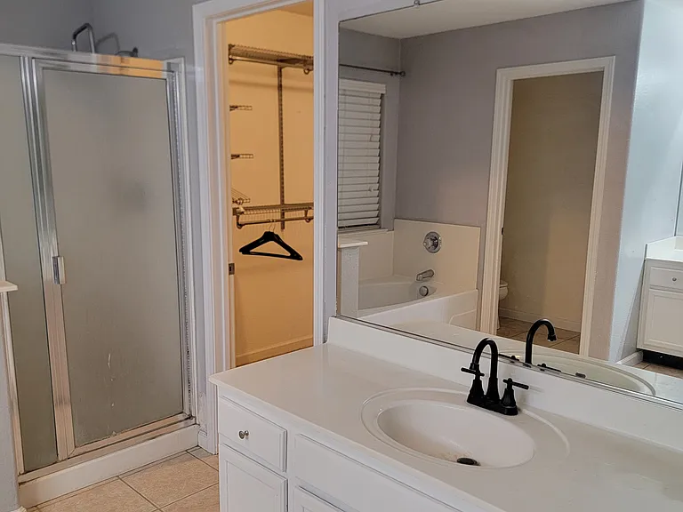 694 Widgeon Ct — Photo 12
