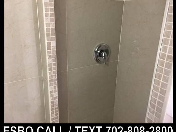 5th image of 661 Greenbriar Townhouse Way