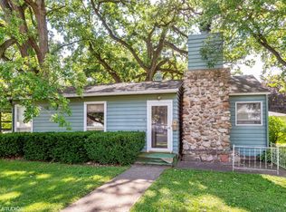 247 S Washington St, Genoa, IL 60135