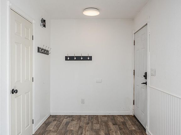2nd image of 2208 Gillam Way