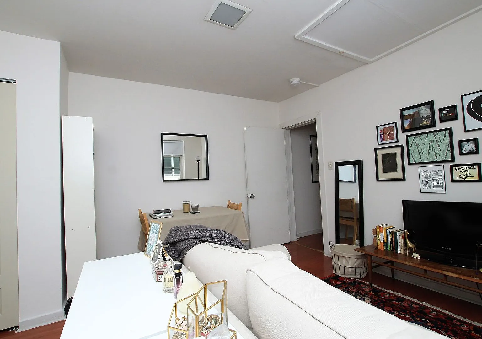 Beautiful studio in great location in fishtown — Photo 1