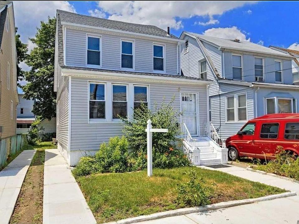 1st image of 11636 203rd St