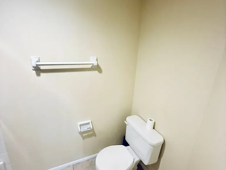 915 Sonesta Ave NE #203 — Photo 26