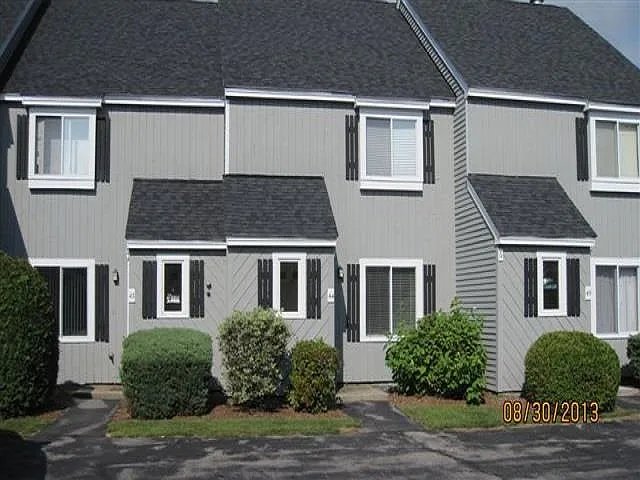 2 bed, 2.0 bath, 1224 sqft, $11,000 — Photo 2