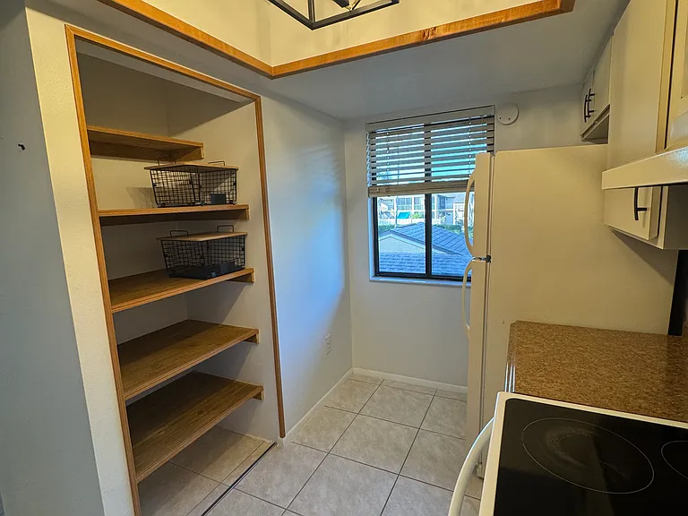 3123 Finsterwald Dr — Photo 3