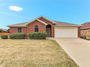 1715 Wolf Creek Dr, Arlington, TX 76018
