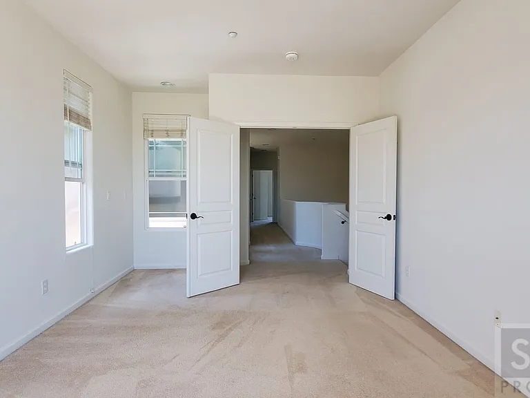 1715 Bilbao Dr — Photo 22