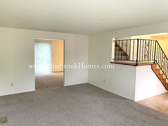 3rd image of 6253 Leawood Dr