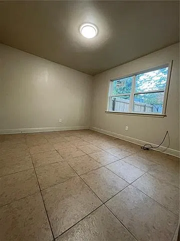 4 bed, 2.5 bath, 1482 sqft, $1,500 — Photo 4