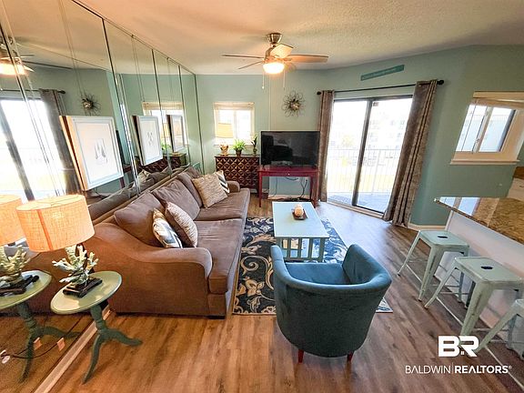 4th image of 375 Plantation Rd #5211