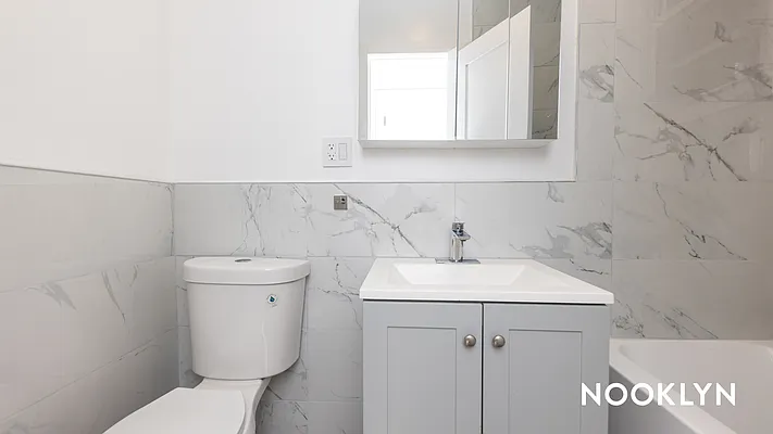 Rented by Nooklyn NYC LLC | media 46