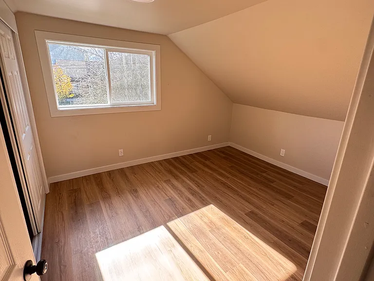 321 W Summa St — Photo 27