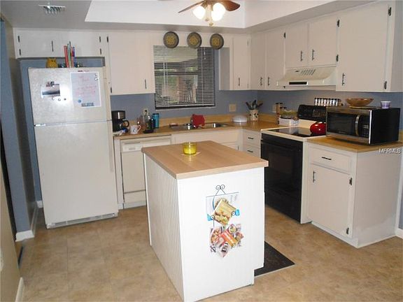 5th image of 553 Lake Mystic Ln