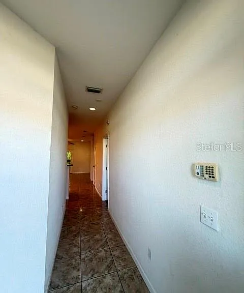 2935 NE 7th St #310 — Photo 3