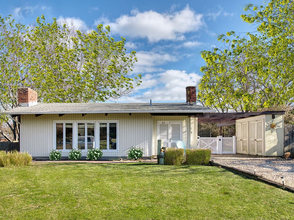 1st image of 53 Pinetree Dr