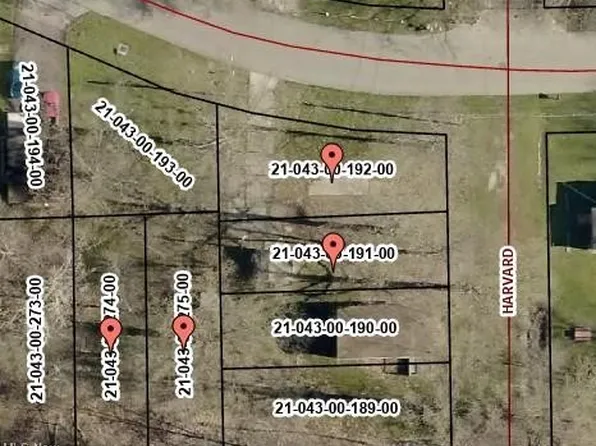 5094 University Dr, Geneva, OH 44041