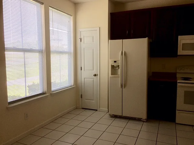 Kitchen view of front yard