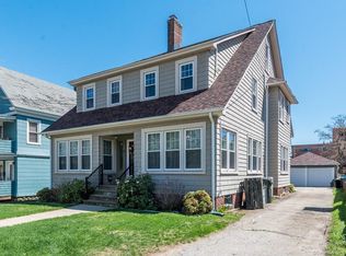 24 Bellevue Pl, New London, CT 06320