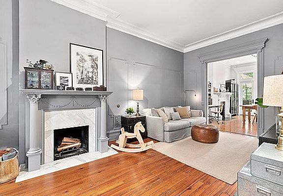 3rd image of 786 Putnam Ave #2