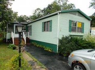 127 Sherwood Gln, Somersworth, NH 03878