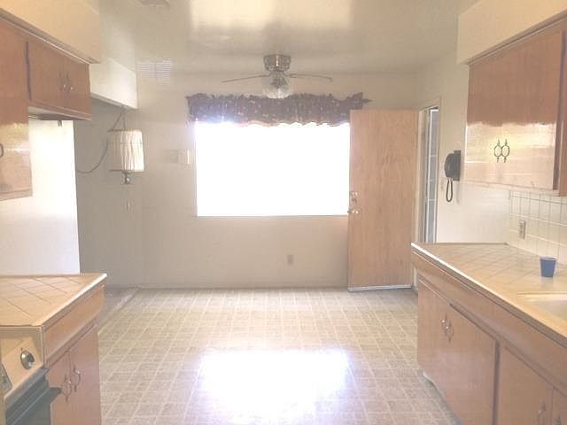 2nd image of 502 N Hayes St