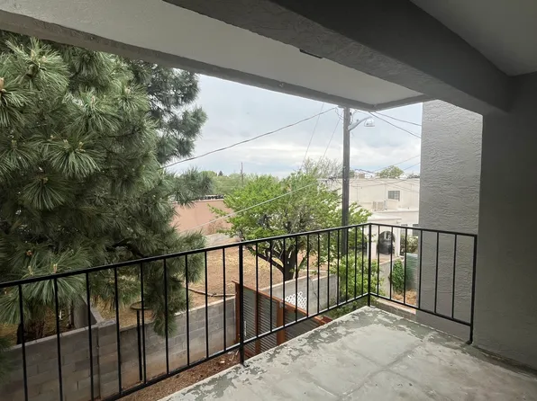 Totally Renovated 2 Bed 2 Bath with Large Private Balcony or Patio & Storage, 12344 Candelaria Rd NE APT 4, Albuquerque, NM 87112