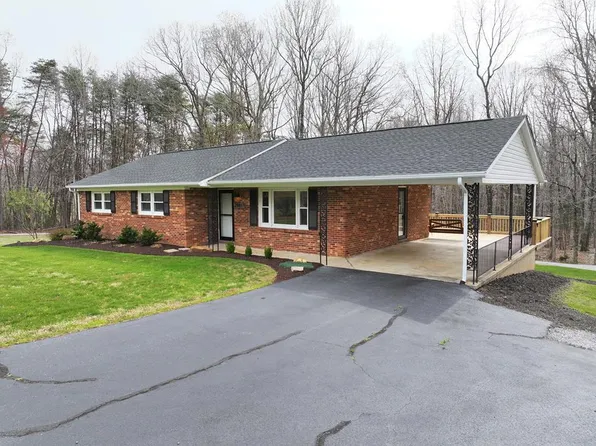 2981 R & L Smith Dr, Danville, VA 24540