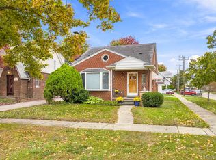 2000 N York St, Dearborn, MI 48128