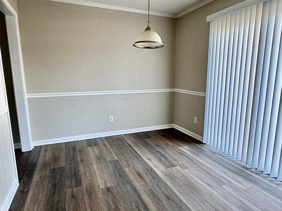 4th image of 3995 Sterling Pointe Dr Unit Kkk3