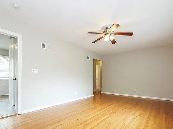 4th image of 6505 Farrow Ave